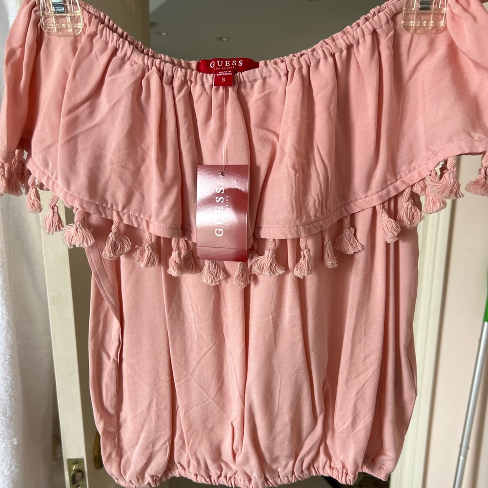 Brand new coral off the shoulder guess top